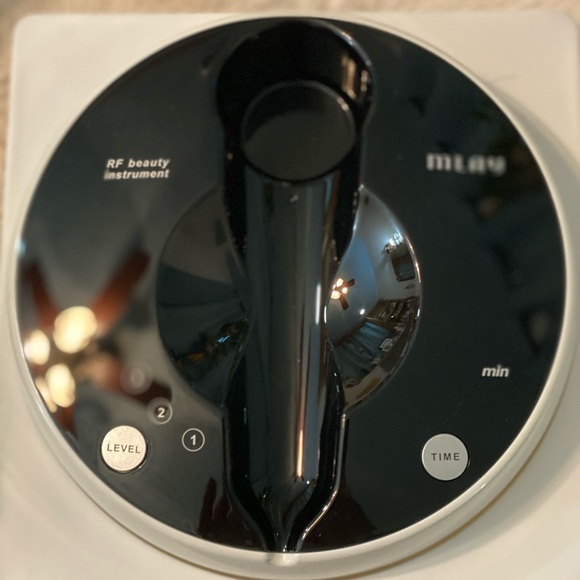 MLay Radio Frequency Skin Tightening Machine. - Picture 4 of 5